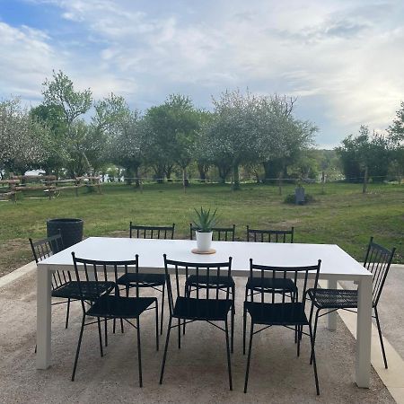 Gite A La Campagne Au Bord D'Un Lac 8 Personnes Saint-Quentin-sur-Charente Εξωτερικό φωτογραφία